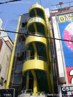 上野カプセルホテルエイト