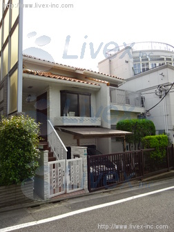 TAKAO HOUSE