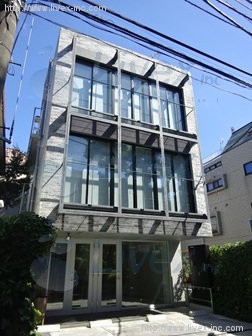 Ks HOUSE