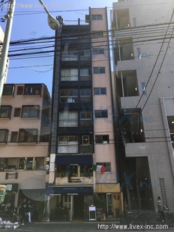 赤尾