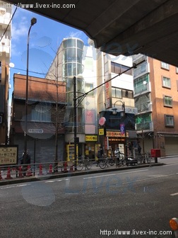 幡ヶ谷駅前サンクス
