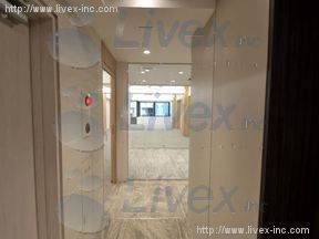 銀座スクエア