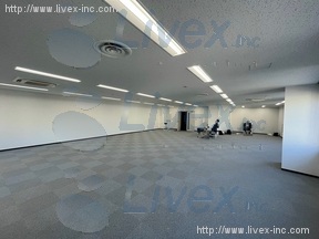 三井住友銀行都立大学駅前ビル