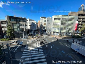 三井住友銀行都立大学駅前ビル