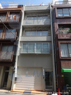 小川