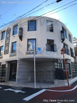 HJ PLACE YOYOGIUEHARA