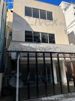 神宮前建物