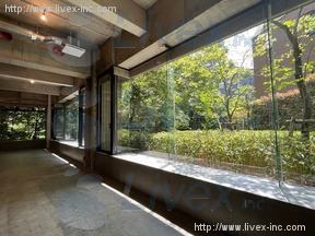 &CALM minamiaoyamaビル