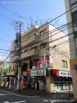 シャトー初台
