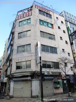 小松