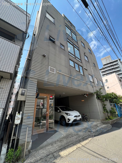 安藤