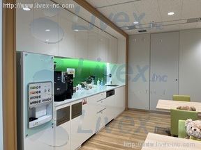 新横浜スクエア