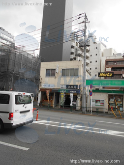岩崎