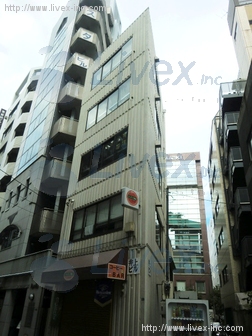 井上