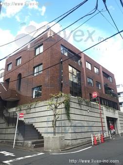 エテルノ原宿