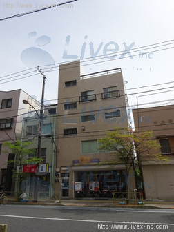 井上