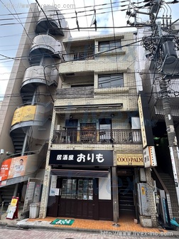 山屋