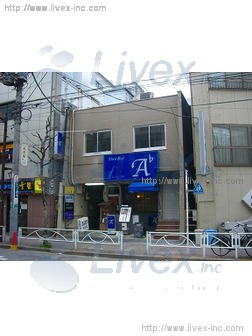 小西