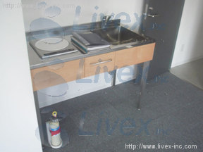 クローバー神谷町ビル