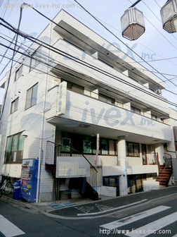 トリオ