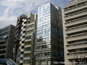 西新橋1丁目川手