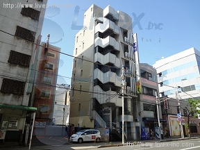 日商