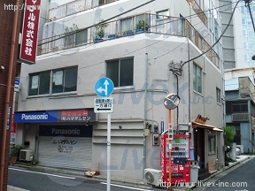 石津