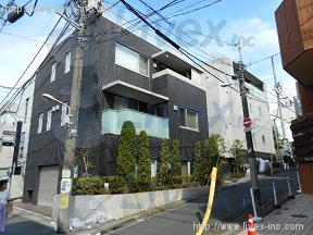 L Arcobaleno神宮前