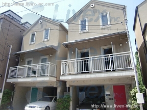 TWIN House