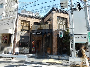 西村