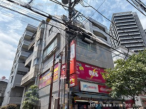 なかまち参番館
