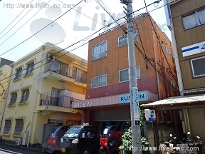 岡村