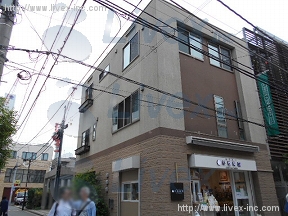 神宮前4丁目店舗