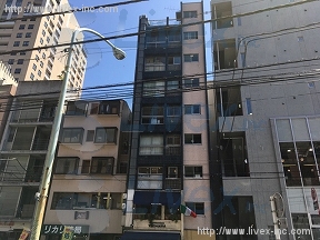 赤尾
