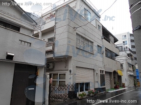 西川宅