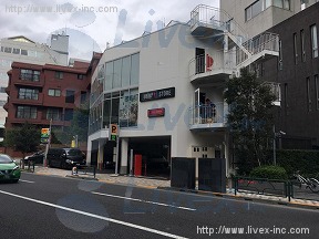 フォーリーフ南青山