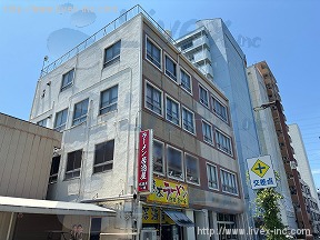 屋井