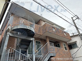 ルナ・アイワン