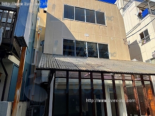 神宮前建物