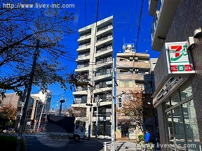 RayQuon Residence NAKANOI