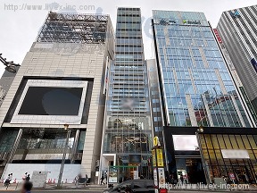 新宿アオキ