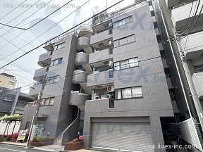 りーふ・いりや