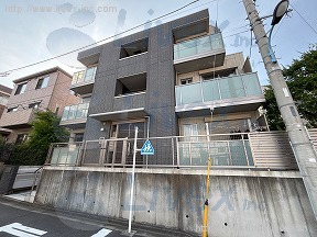 CASA DEL GLICINE