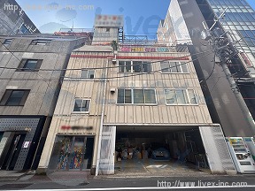 アコーダ