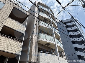 アクアルミエール