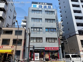 布施