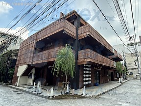 柳小路東角