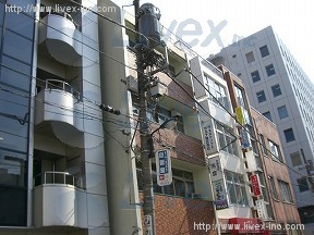 グリーン