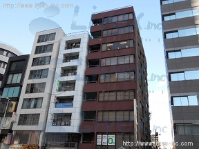 ストーク新宿小岩井