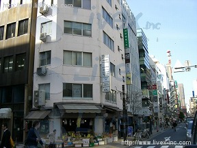 小松